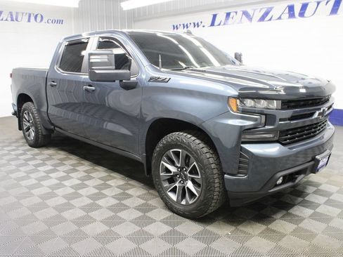Used 2021 Chevrolet Silverado 1500 RST w/ Convenience Package II AWD/4WD image 3