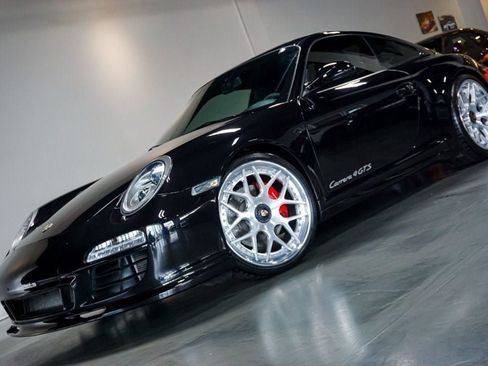 Used 2012 Porsche 911 Carrera 4 GTS AWD/4WD image 71