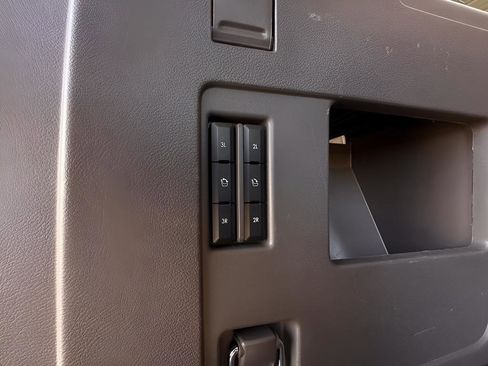 Used 2024 Lincoln Navigator L Reserve image 33