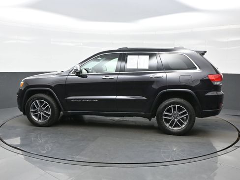 Used 2019 Jeep Grand Cherokee Limited AWD/4WD image 3