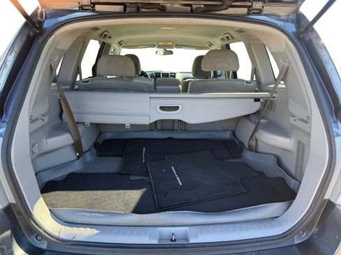 Used 2013 Toyota Highlander Plus image 17