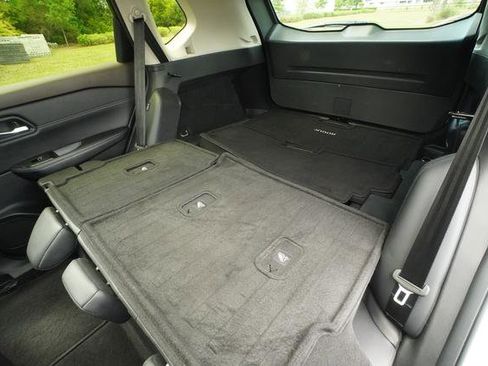 Used 2023 Nissan Rogue SL FWD image 30