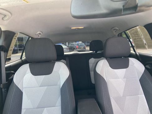 Used 2024 Chevrolet Trax LS FWD image 19