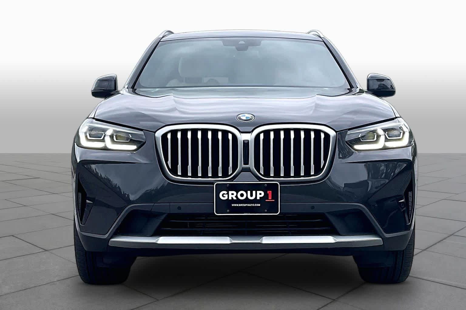 Used 2024 BMW X3 xDrive30i w/ Premium Package AWD/4WD image 3
