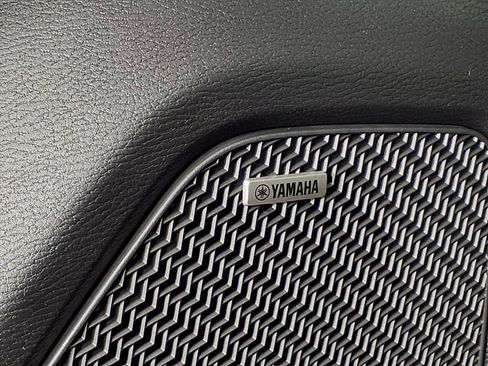 Used 2025 Mitsubishi Outlander SE image 21