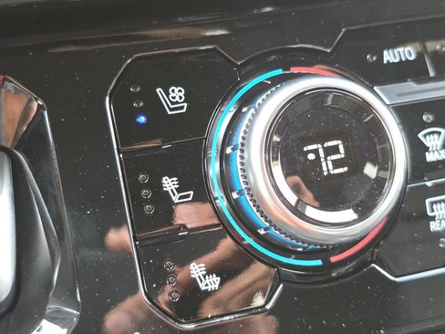 New 2026 GMC Sierra 2500 AT4 w/ AT4 Premium Plus Package AWD/4WD image 37