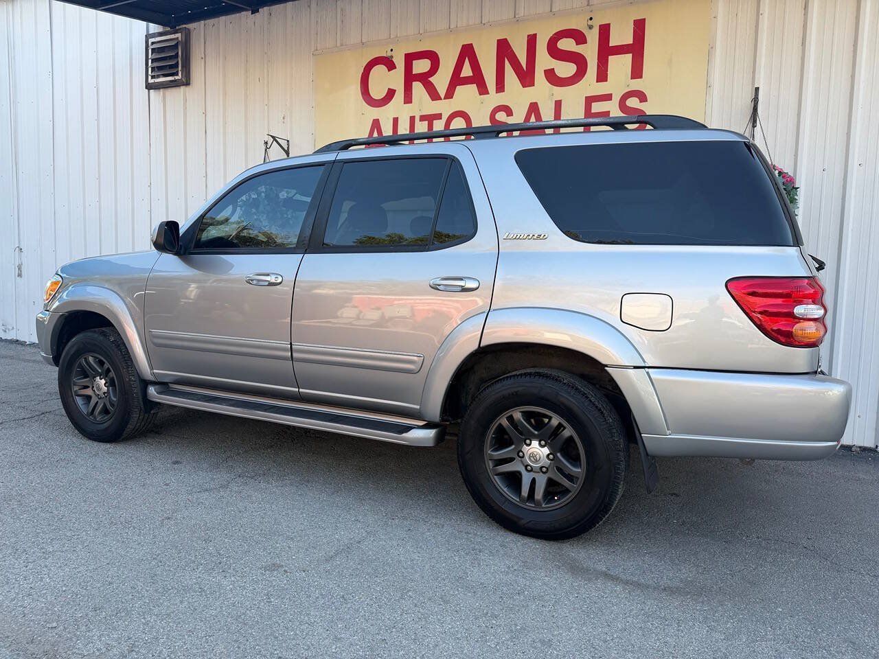 Used 2003 Toyota Sequoia Limited RWD image 9