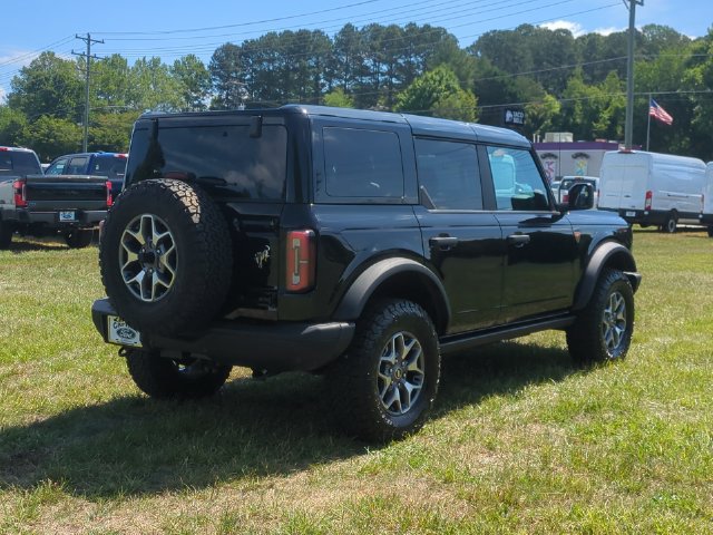 Used 2025 Ford Bronco Badlands AWD/4WD image 13