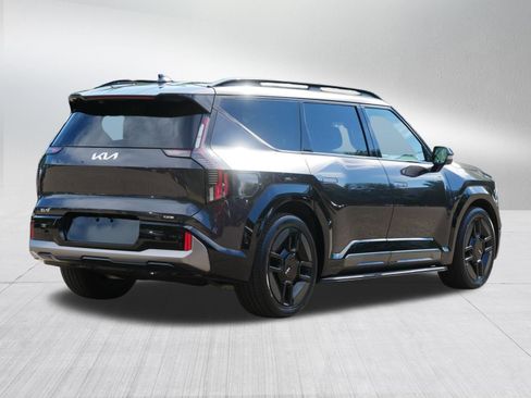 Certified 2024 Kia EV9 GT-Line AWD/4WD image 7