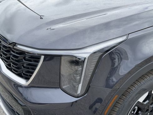 New 2026 Kia Sorento S image 8