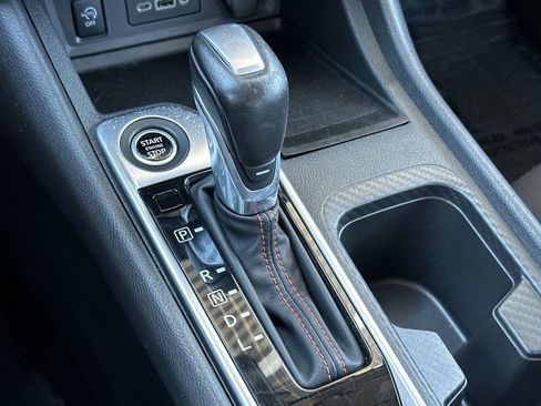 Used 2025 Nissan Sentra SR FWD image 19