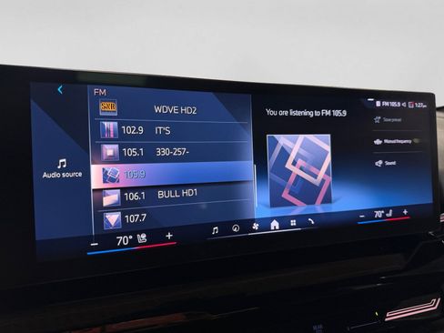 Used 2024 BMW 530i xDrive w/ Convenience Package image 29