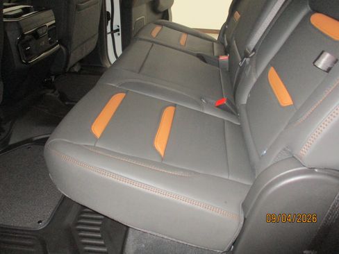 New 2026 GMC Sierra 2500 AT4 w/ AT4 Premium Plus Package AWD/4WD image 13