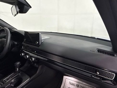 Used 2023 Honda Civic Sport image 34