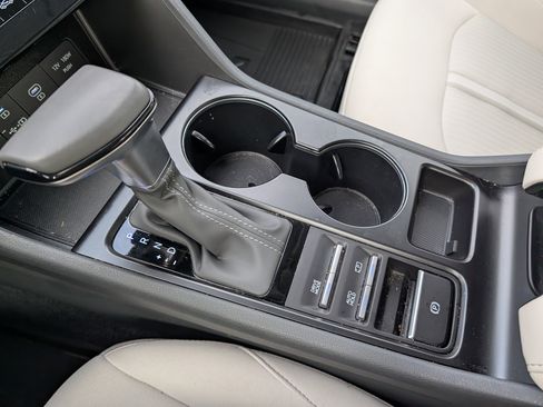 Certified 2025 Hyundai Sonata SE image 18