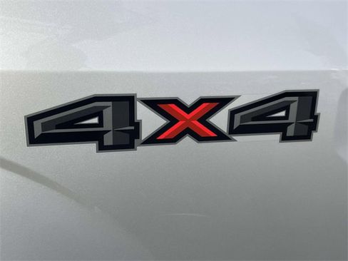 Used 2016 Ford F150 XLT w/ Equipment Group 302A Luxury image 11