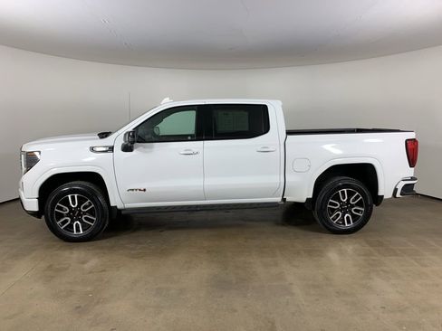 Used 2022 GMC Sierra 1500 AT4 w/ AT4 Preferred Package image 17
