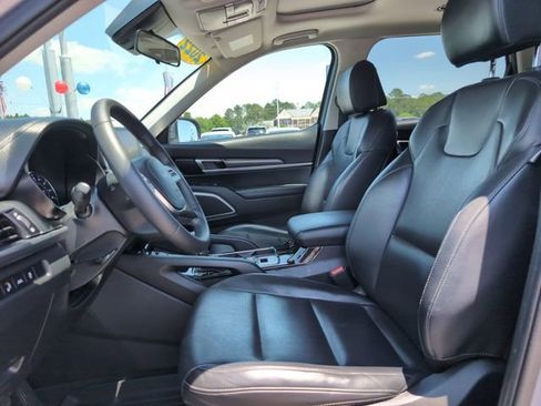 Used 2022 Kia Telluride S FWD image 13