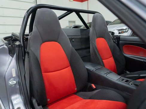 Used 2004 MAZDA MX-5 Miata MAZDASPEED image 32