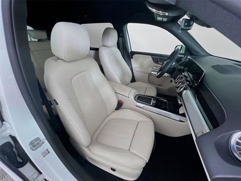 Used 2025 Mercedes-Benz GLB 250 GLB 250 image 25