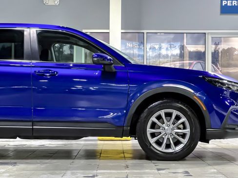 Used 2025 Honda CR-V EX-L image 34