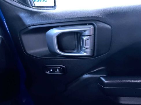 Used 2020 Jeep Wrangler Unlimited Sport image 34