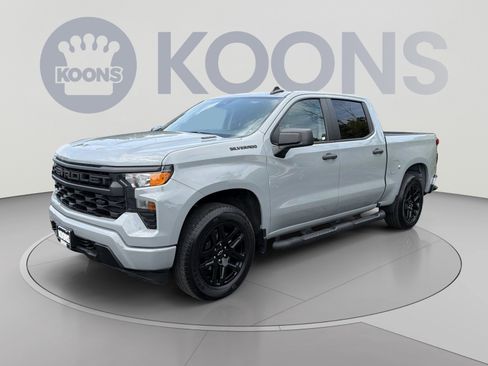 Used 2024 Chevrolet Silverado 1500 Custom AWD/4WD image 1
