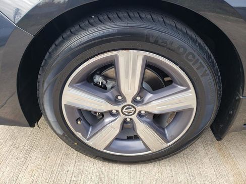 Used 2021 Nissan Altima 2.5 SV w/ SV Premium Package image 44