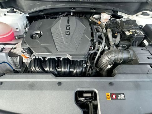 Used 2023 Kia Sportage EX FWD image 12