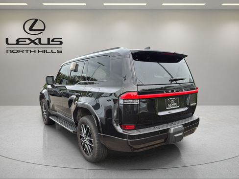 Certified 2025 Lexus GX 550 w/ Accessory Package (2T) AWD/4WD image 7