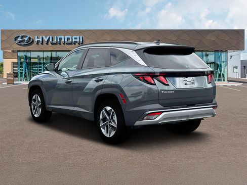 Used 2025 Hyundai Tucson SEL FWD image 38