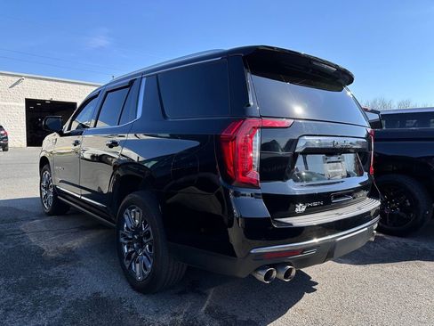 Used 2023 GMC Yukon Denali Ultimate image 3