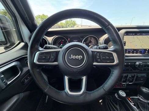 Used 2021 Jeep Wrangler Unlimited Rubicon 4xe w/ Steel Bumper Group AWD/4WD image 8