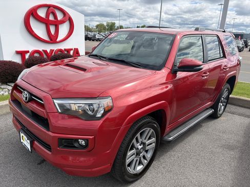 Used 2023 Toyota 4Runner TRD Sport w/ Technology Package AWD/4WD image 10