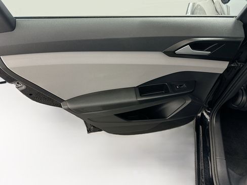 Used 2023 Volkswagen Taos S image 26