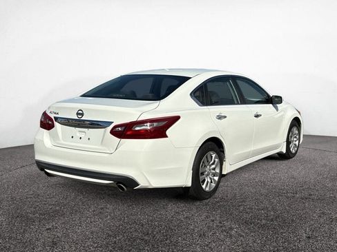 Used 2018 Nissan Altima 2.5 S w/ S Convenience Package FWD image 5