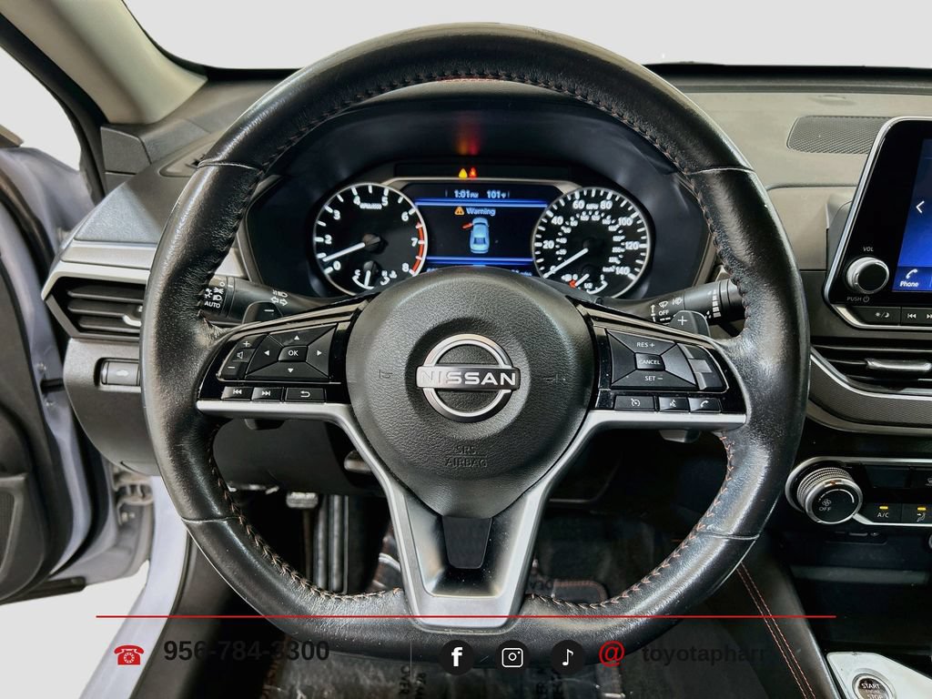 Used 2023 Nissan Altima 2.5 SR FWD image 10