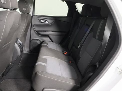 Used 2023 Chevrolet Blazer LT AWD/4WD image 16