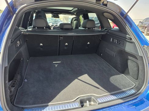 Used 2023 Mercedes-Benz GLC 300 4MATIC image 11