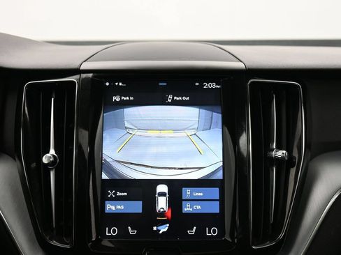 Used 2018 Volvo XC60 T5 Momentum w/ Vision Package AWD/4WD image 47