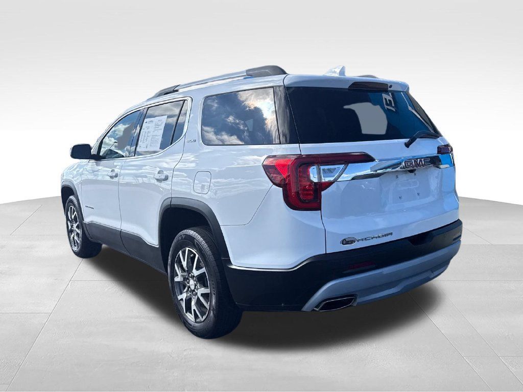 Used 2022 GMC Acadia SLE w/ Driver Convenience Package FWD image 3