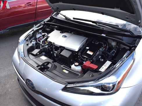 Used 2022 Toyota Prius XLE image 36