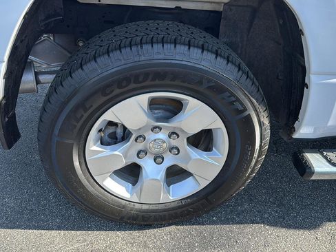 Used 2022 RAM 1500 Big Horn image 32