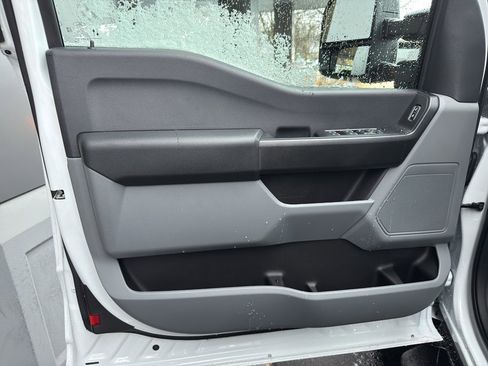 New 2026 Ford F250 XL w/ XL Chrome Package image 11