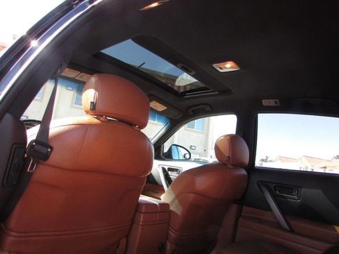 Used 2004 INFINITI FX35 2WD w/ Touring Pkg image 28