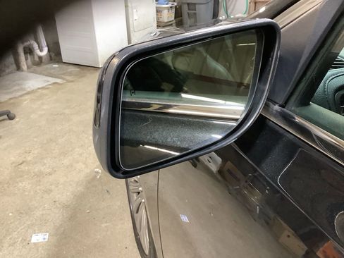 Used 2015 Lincoln MKS AWD w/ Equipment Group 101A image 17