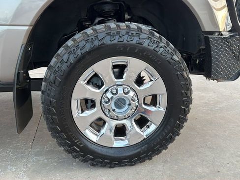 Used 2019 Ford F350 Lariat w/ Lariat Ultimate Package image 9