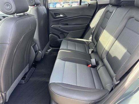 New 2026 Chevrolet Trax LT w/ Sunroof Package image 6