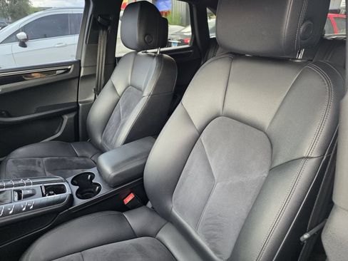 Used 2016 Porsche Macan S AWD/4WD image 28