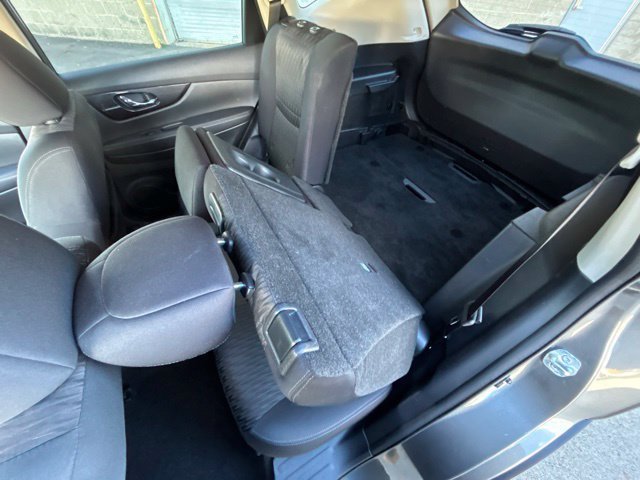 Used 2018 Nissan Rogue SV AWD/4WD image 31